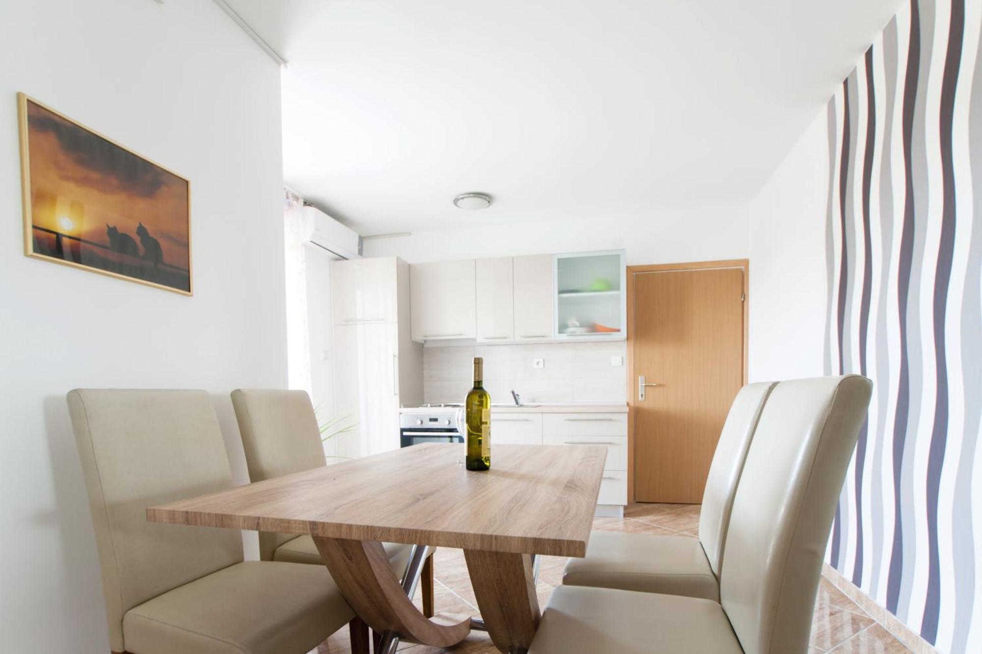 Apartments Toka Petrcane Rom bilde
