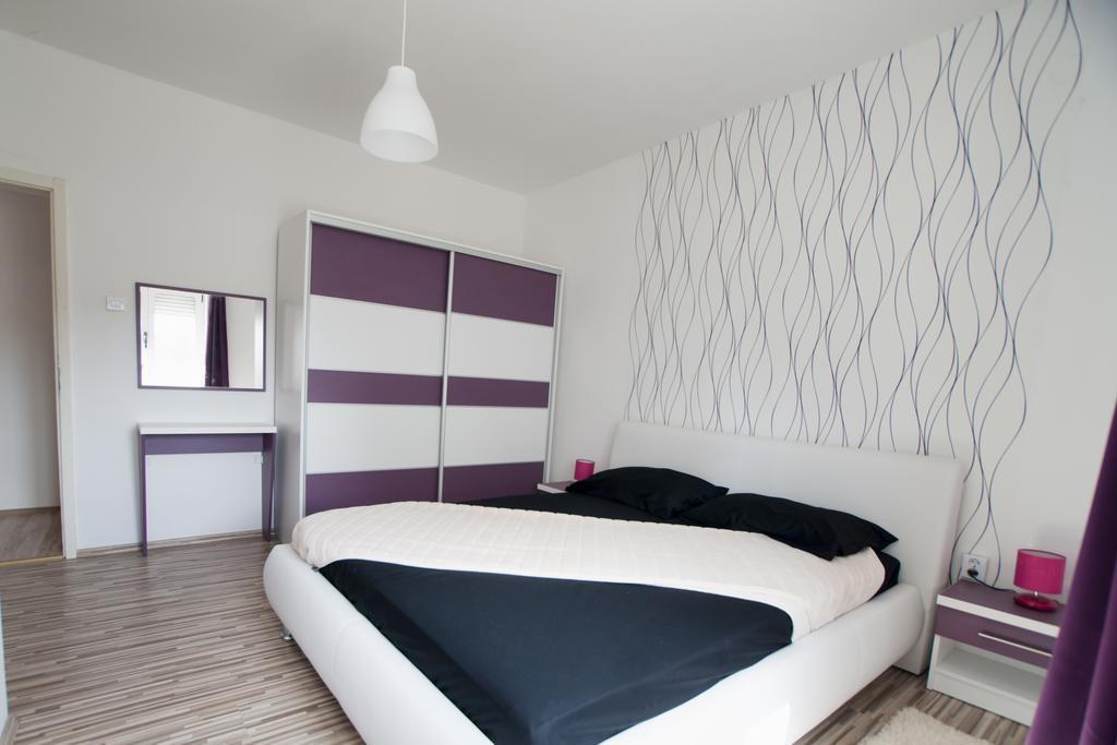Apartments Toka Petrcane Rom bilde