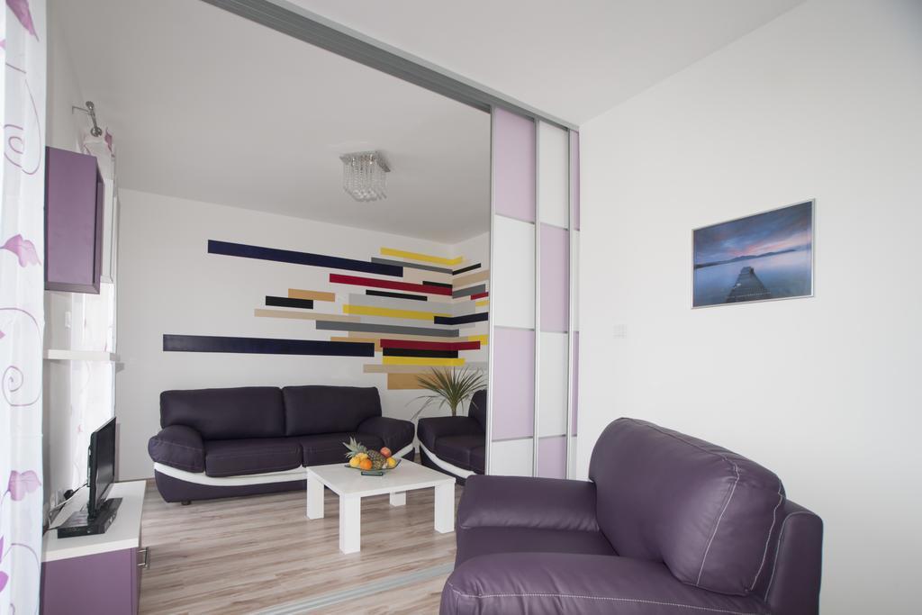 Apartments Toka Petrcane Rom bilde