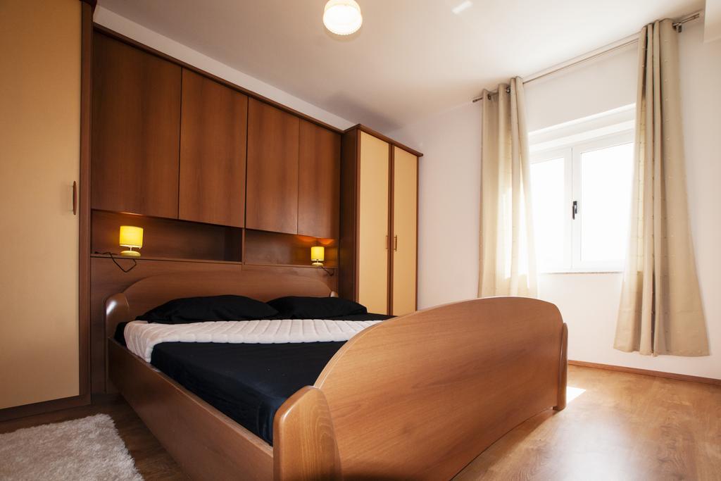Apartments Toka Petrcane Rom bilde
